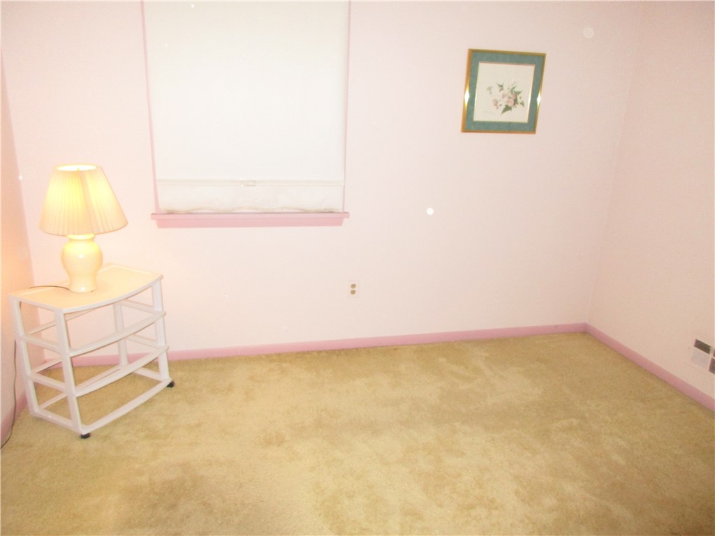 106 Olde Harbour Trl, Greece, New York image 27