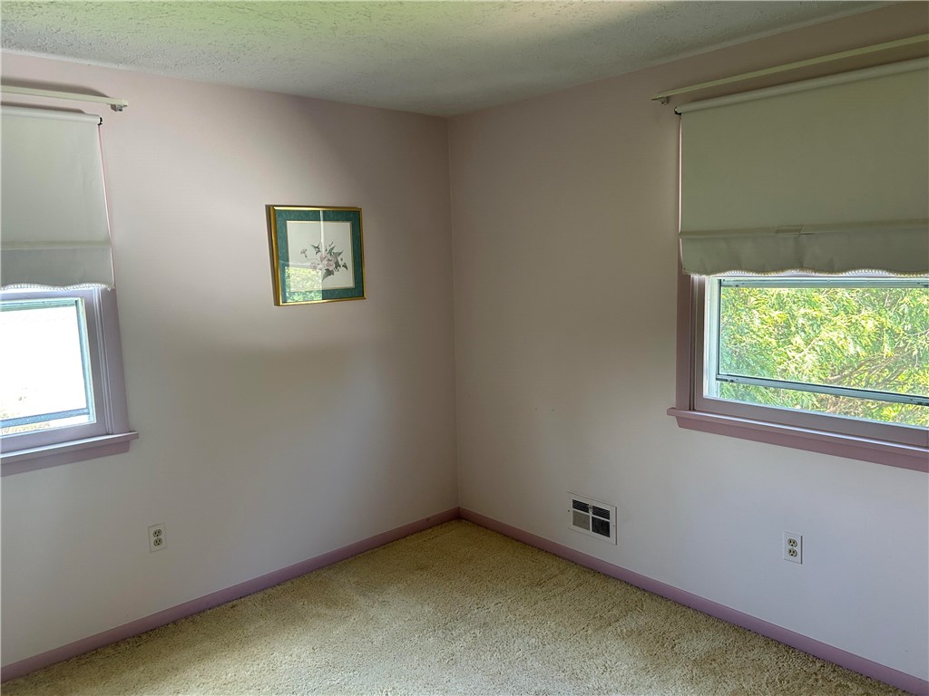 106 Olde Harbour Trl, Greece, New York image 24