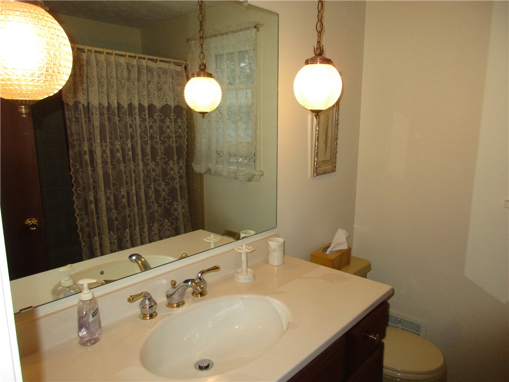 106 Olde Harbour Trl, Greece, New York image 33