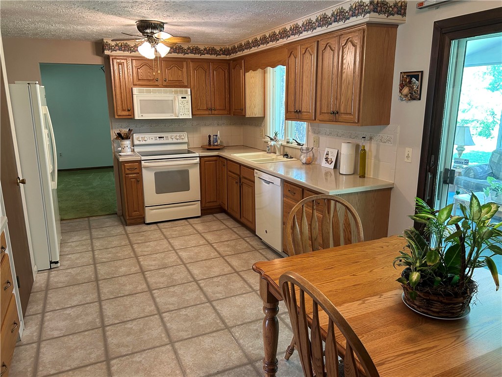 106 Olde Harbour Trl, Greece, New York image 7