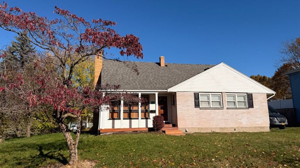 Photo of 32 Deland Park B, Perinton, NY 14450 (MLS # R1650938)