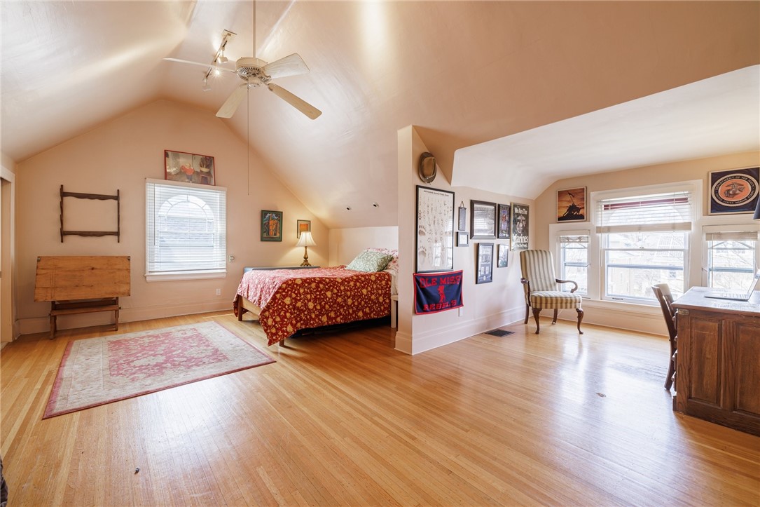 336 Berkeley Street, Rochester, New York image 38