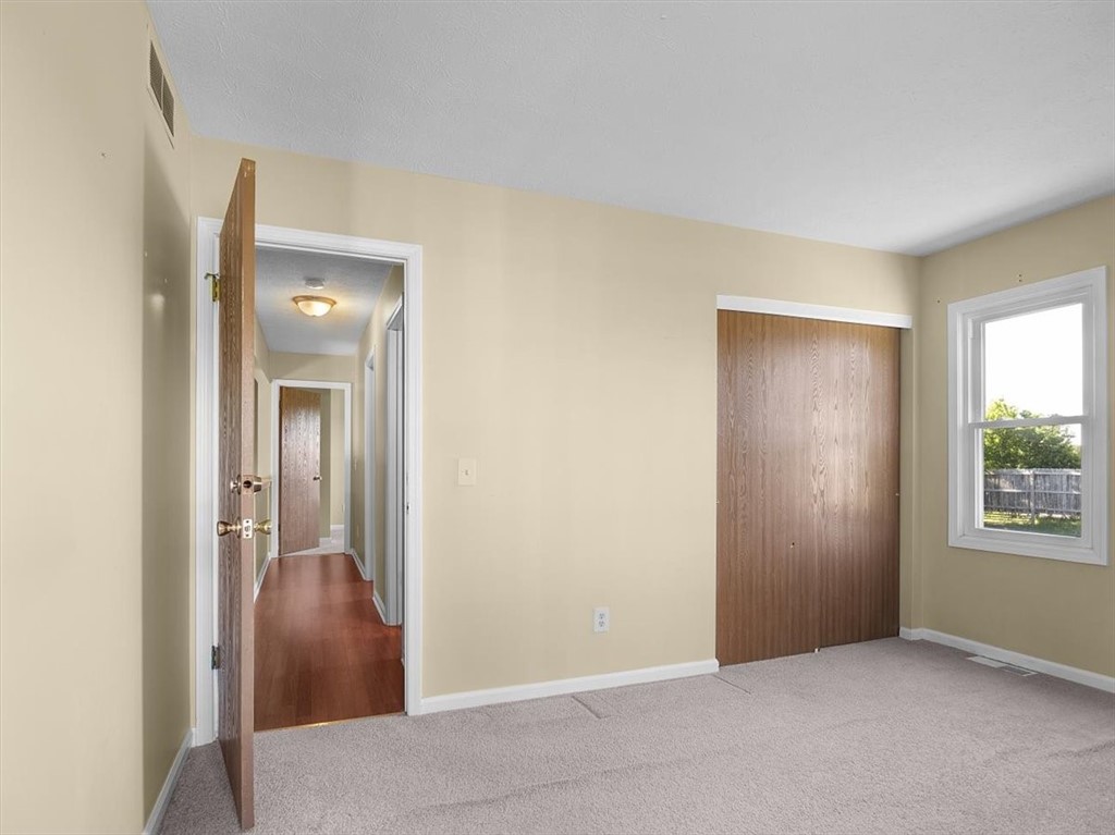 131 Grangerford Hts Hts, Henrietta, New York image 13