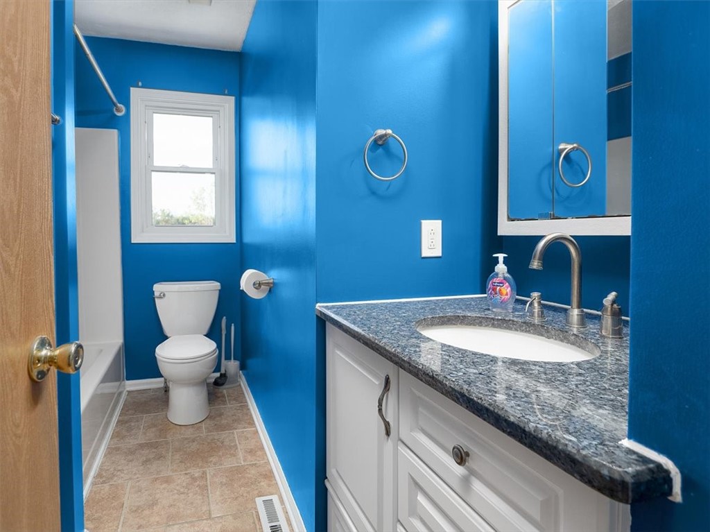 131 Grangerford Hts Hts, Henrietta, New York image 21