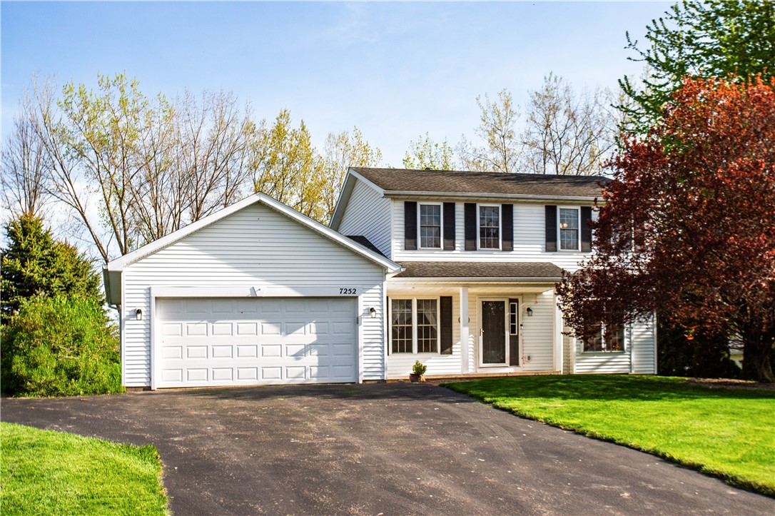 7252 Pear Tree Meadows, Ontario, New York image 2