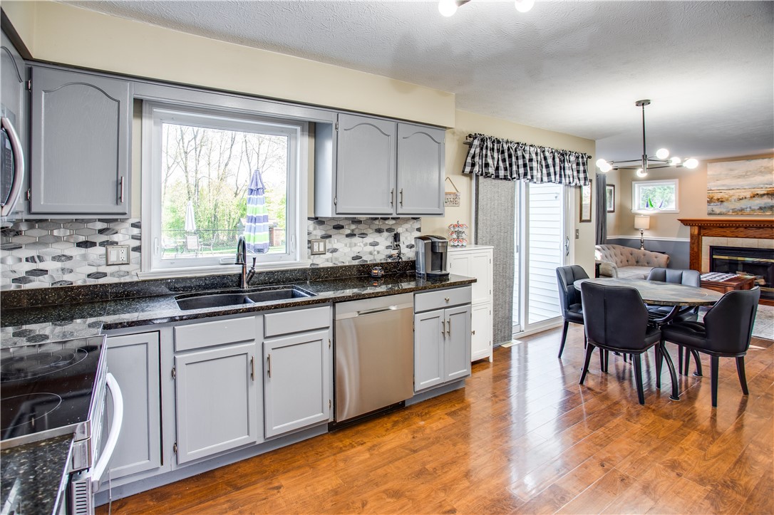7252 Pear Tree Meadows, Ontario, New York image 12