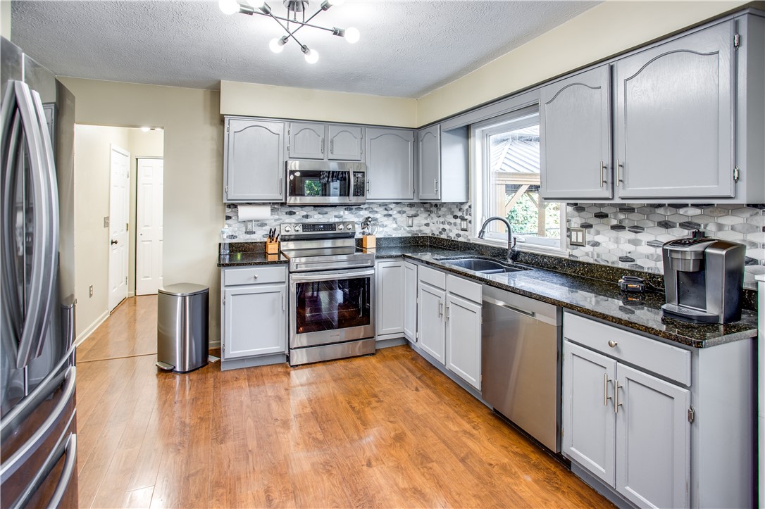 7252 Pear Tree Meadows, Ontario, New York image 13