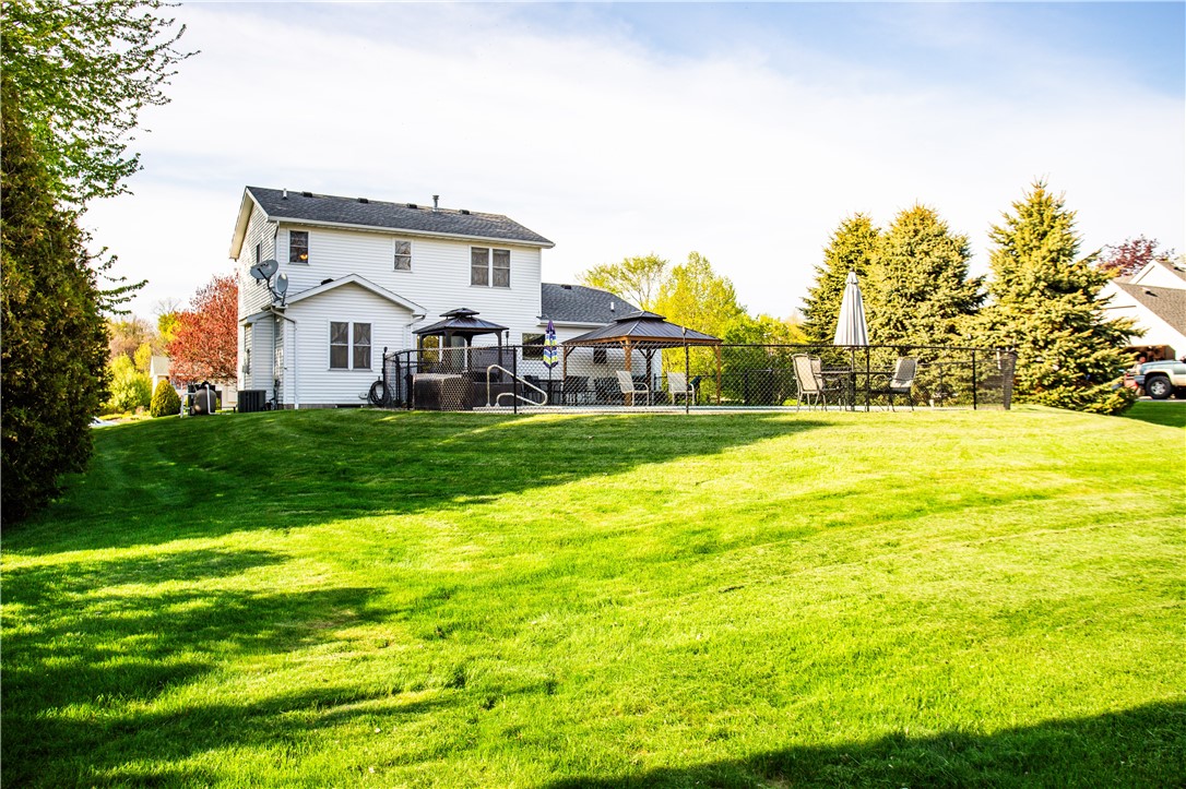 7252 Pear Tree Meadows, Ontario, New York image 27