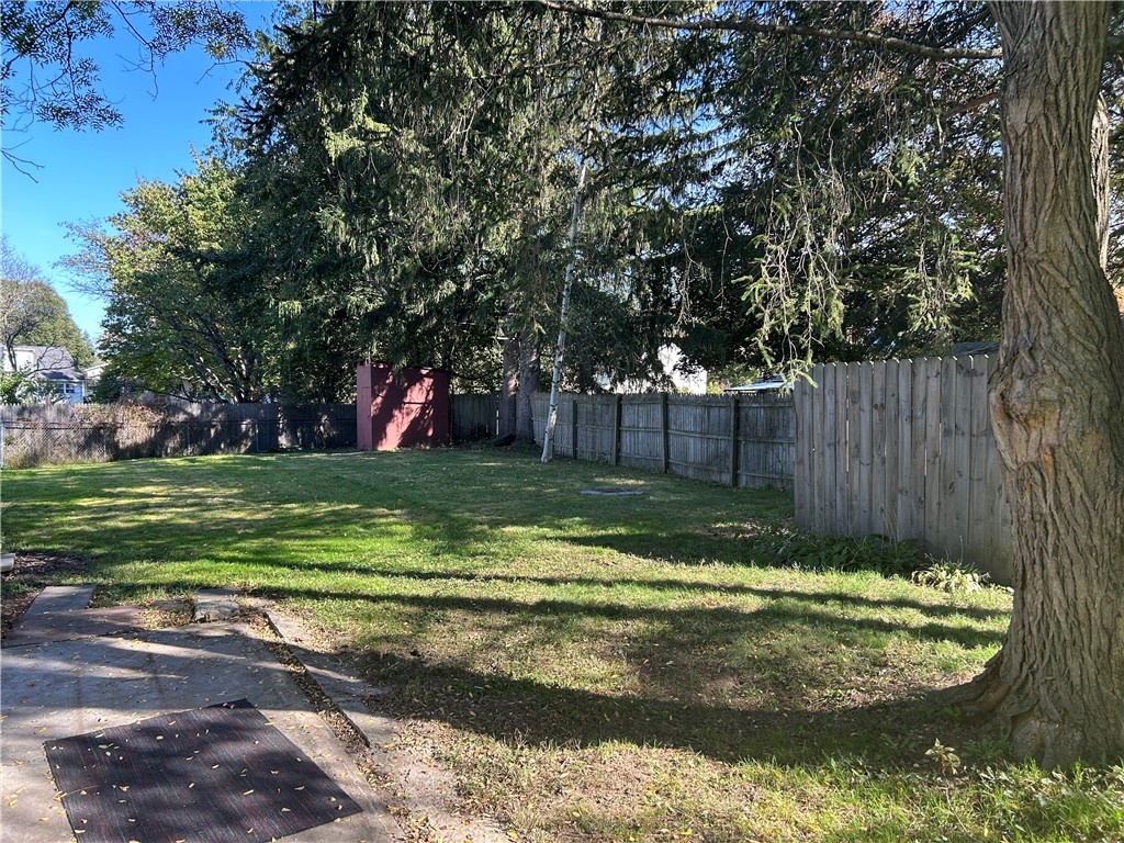 10 Elmwood Lane