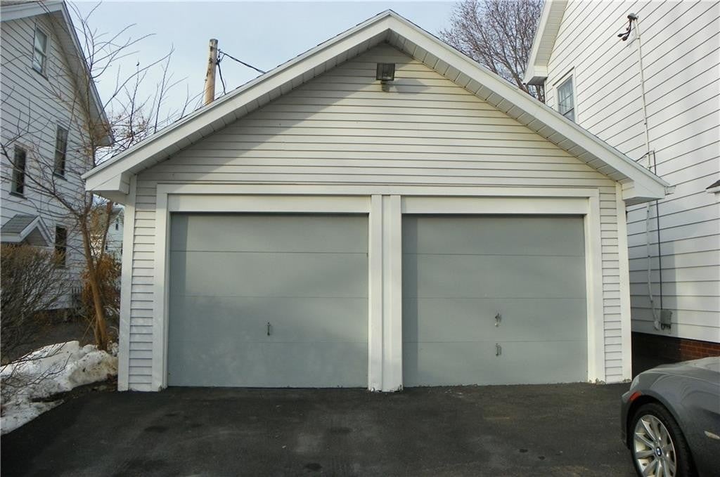 Photo of 1067 N Winton Road, Rochester, NY 14609 (MLS # R1704170)