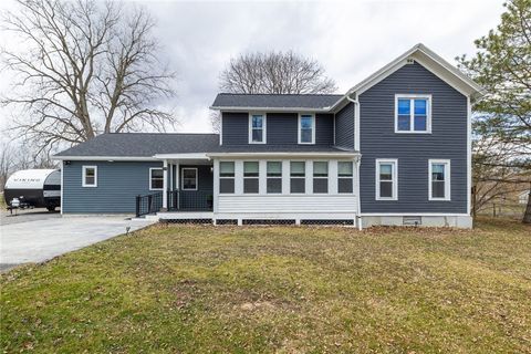 Homes For Sale - 25 River Street<br/> Avon, NY 14414