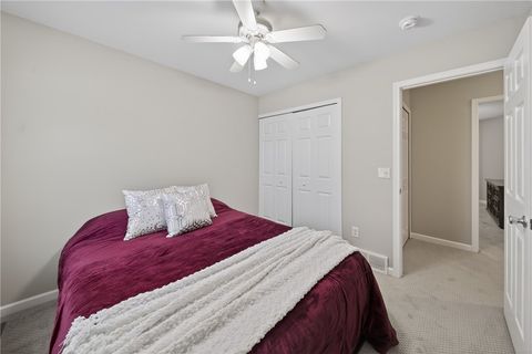 Tiny photo for 8031 Kings Hotel Place, Cicero, NY 13039 (MLS # R1655284)