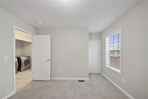 Tiny photo for 8031 Kings Hotel Place, Cicero, NY 13039 (MLS # R1655284)