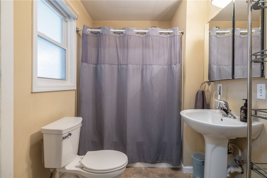 69 Highledge Drive, Penfield, New York image 21