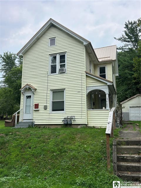 Multifamily For Sale - 124 Wescott Street<br/> Chautauqua County, Jamestown, NY 14701