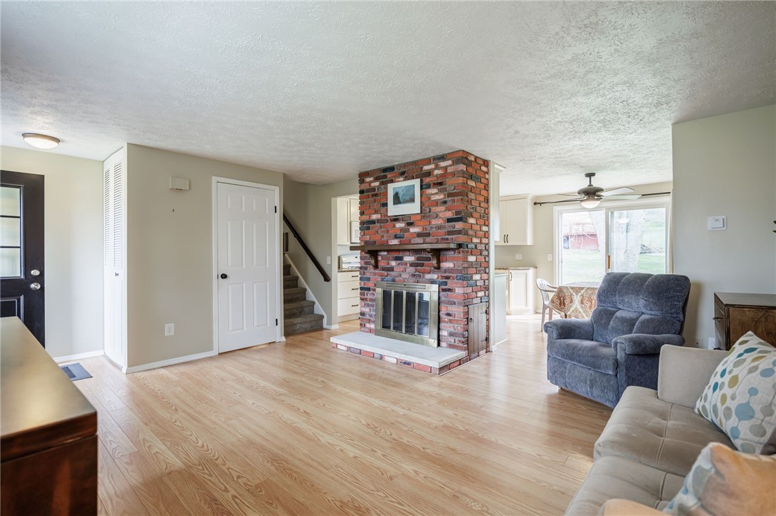 Homes For Sale 3 1783 erie station road