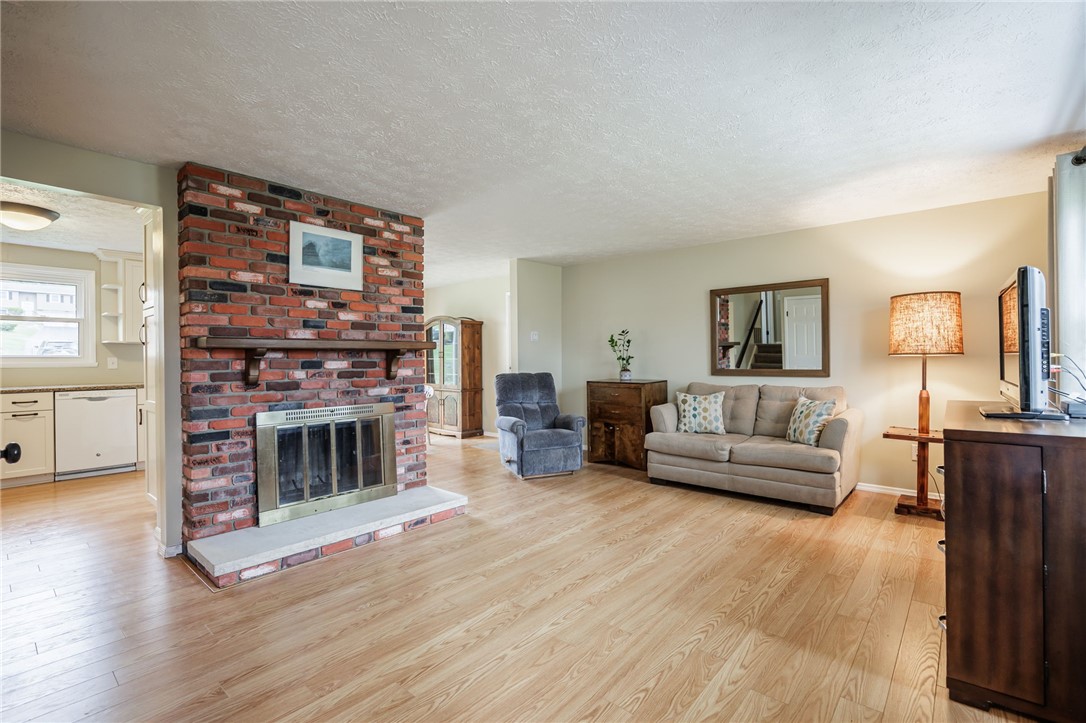 Homes For Sale 1 1783 erie station road