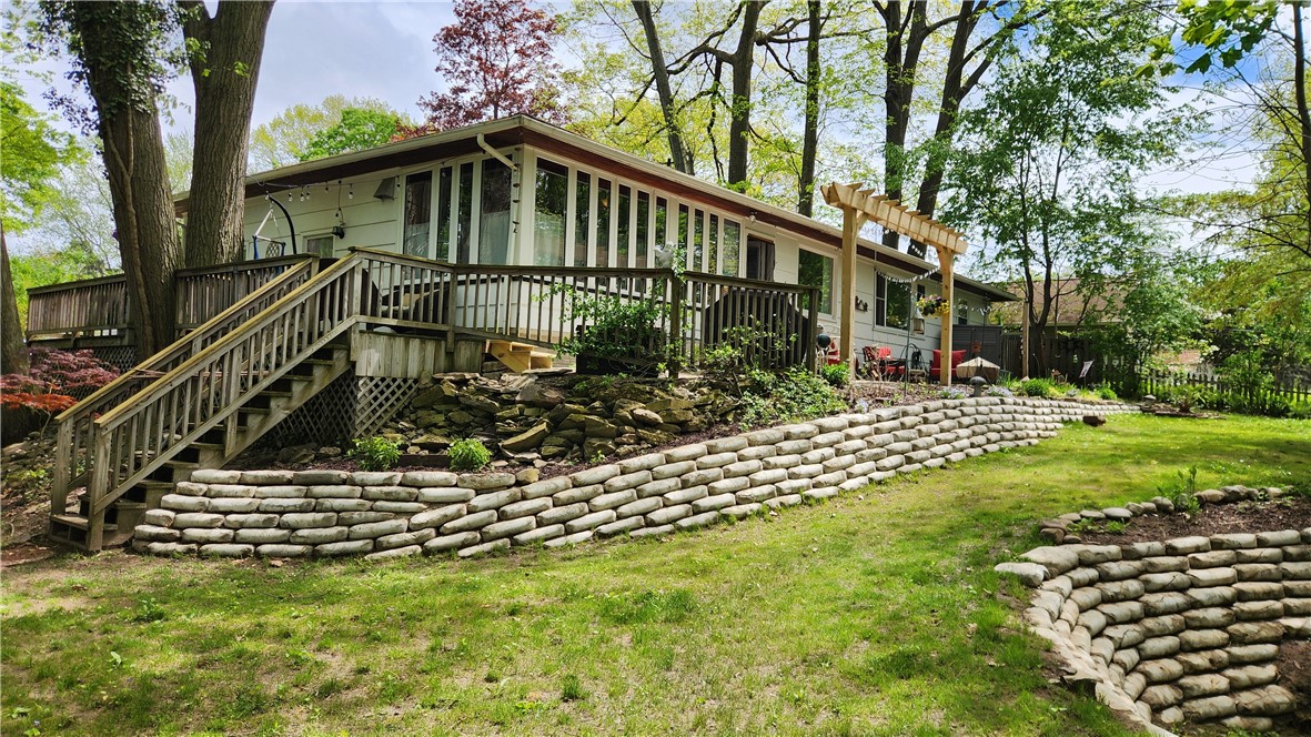 225 Brookview Drive, Irondequoit, New York image 40