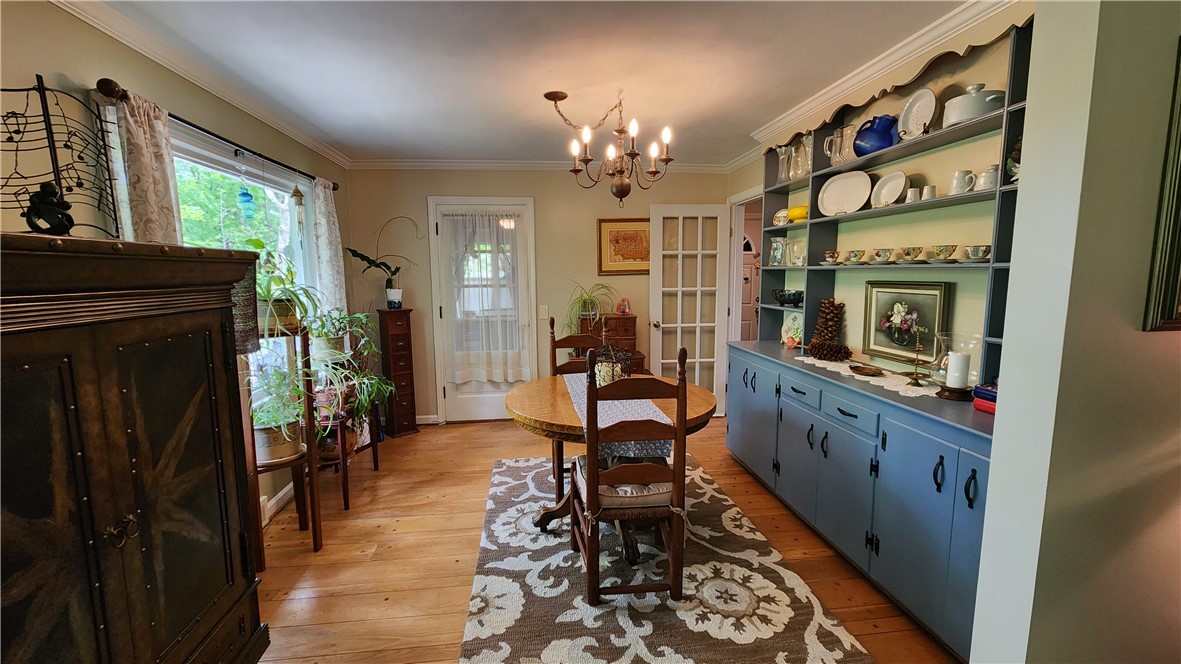 225 Brookview Drive, Irondequoit, New York image 9