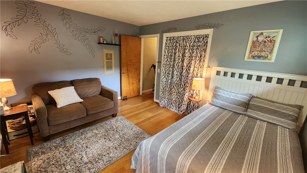 225 Brookview Drive, Irondequoit, New York image 23