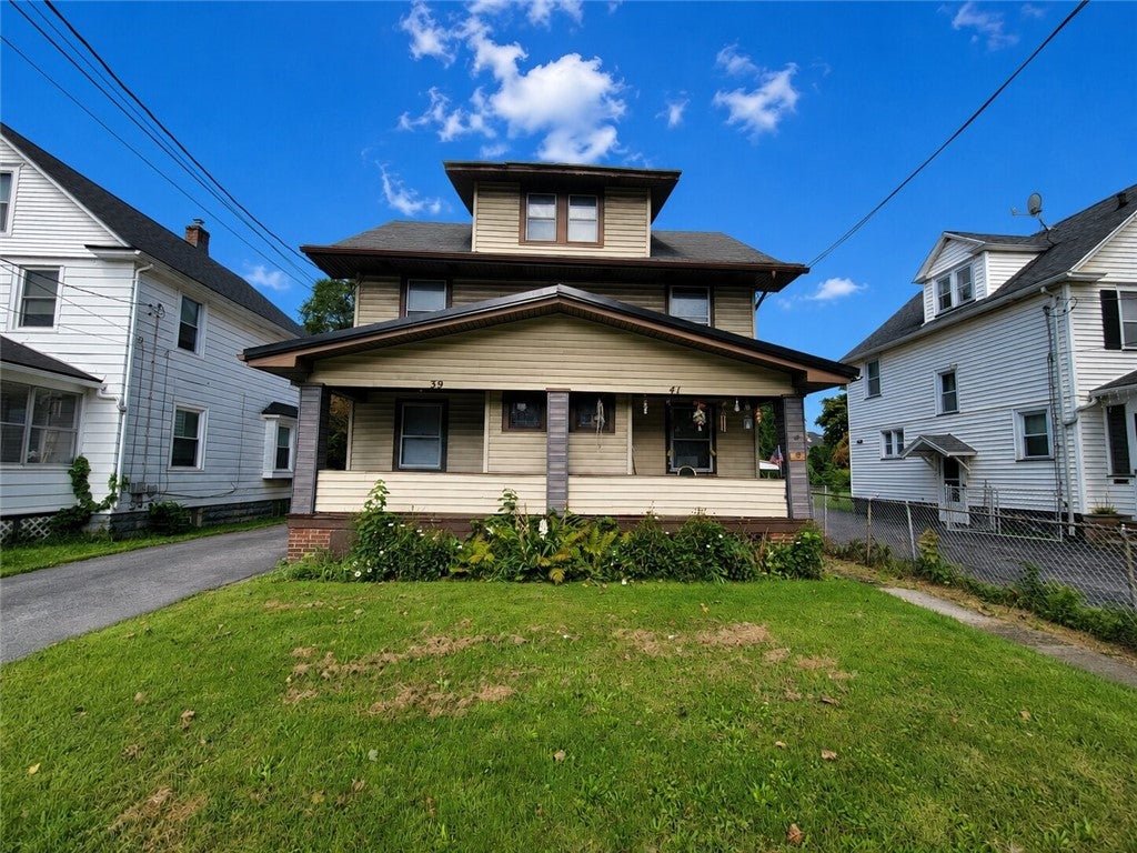 Photo of 39-41 Campbell Park, Rochester, NY 14606 (MLS # R1704833)