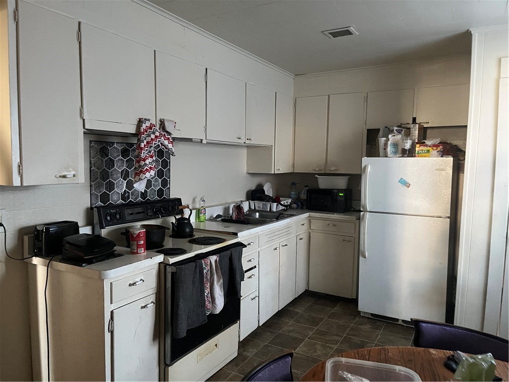103 Pullman Avenue