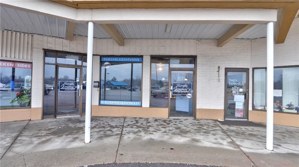 Photo of 2109 US Route 20, Seneca Falls, NY 13148 (MLS # R1659656)