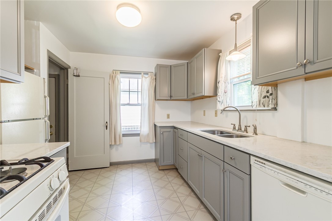 178 Rossiter Road, Rochester, New York image 11