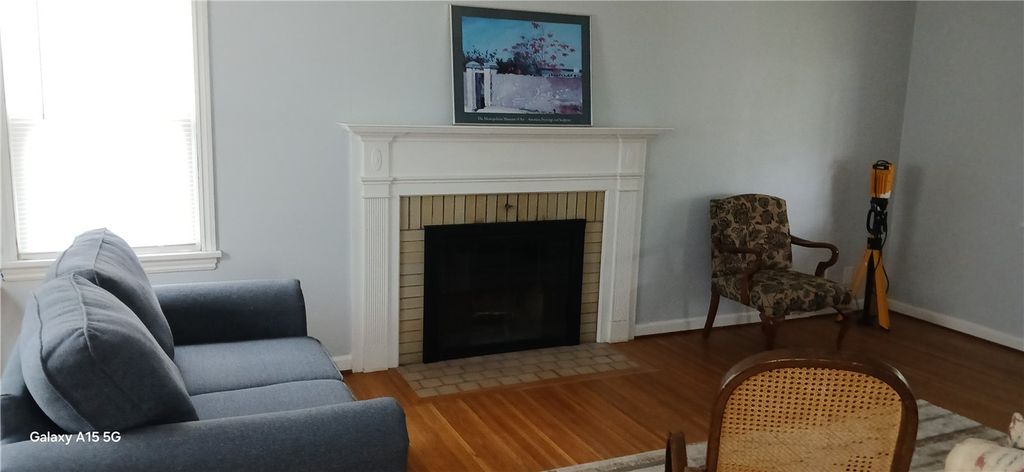 Photo of 183 Thorncliffe Drive, Irondequoit, NY 14617 (MLS # R1657040)