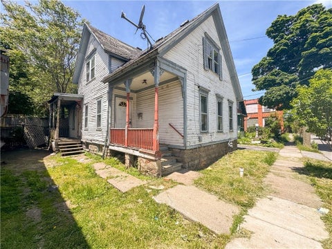 Homes For Sale - 15 Centennial Street<br/> Rochester, NY 14611
