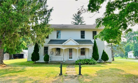 Photo for 2119 Macintyre Road
