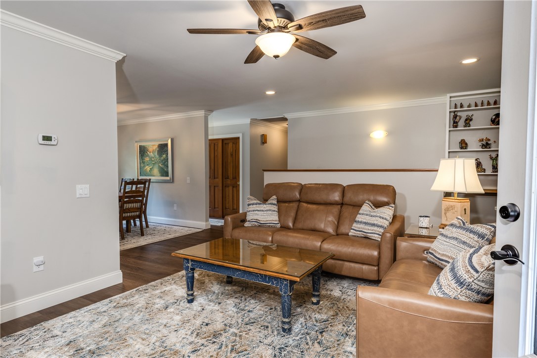 2614 Morrcrest Drive