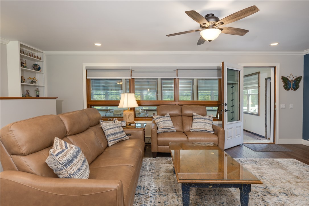 2614 Morrcrest Drive