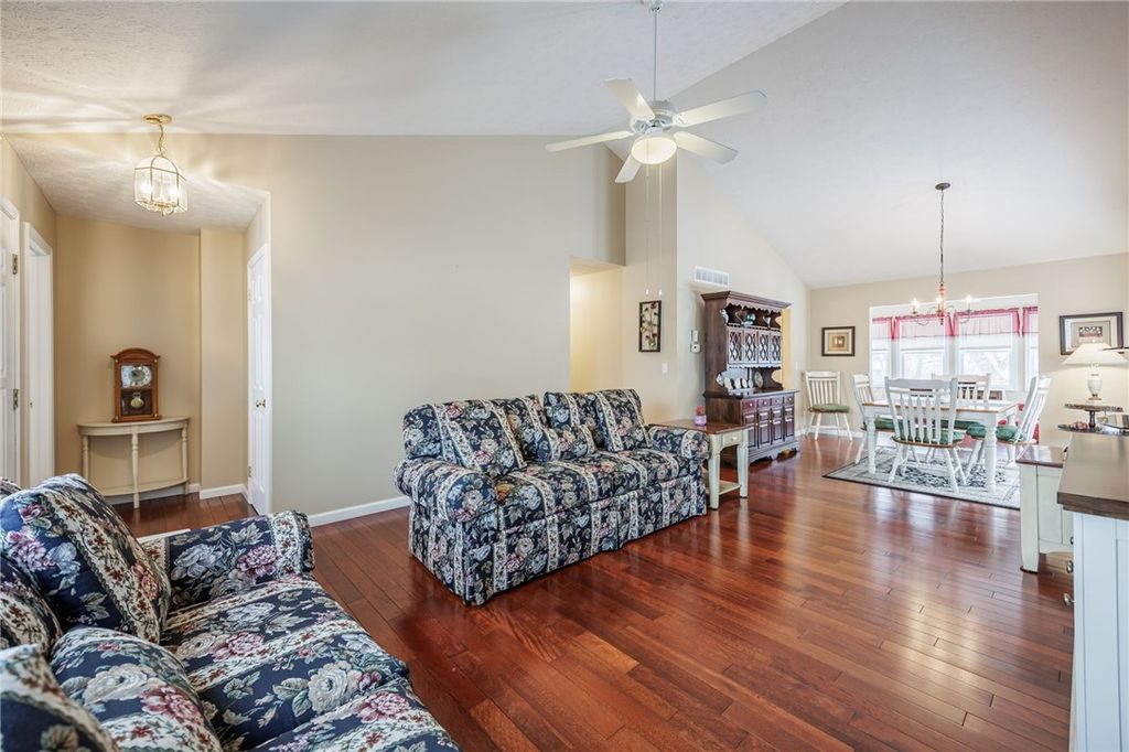 Photo of 18 Shirleen Drive, Parma, NY 14468 (MLS # R1663078)