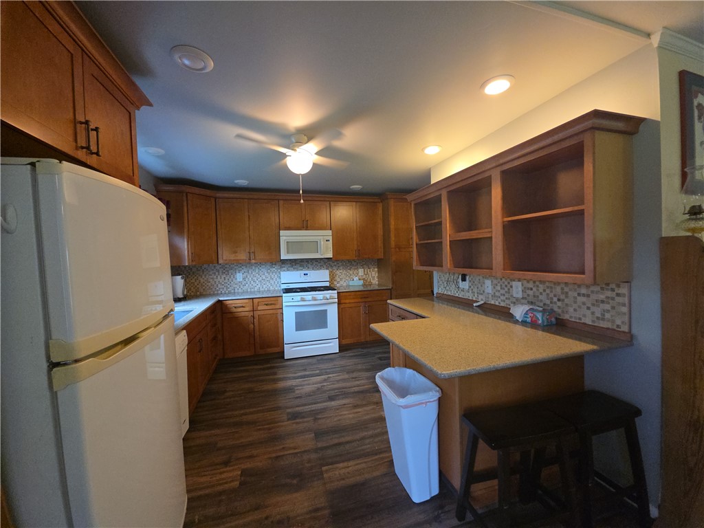 5 Suburban Drive, Big Flats, New York image 5