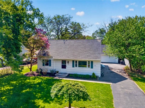 Homes For Sale - 531 Rondo Lane<br/> Webster, NY 14580