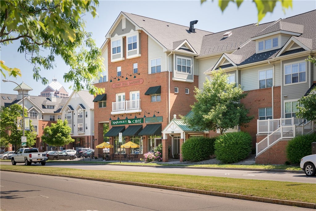 Photo of 270 Exchange Boulevard #238, Rochester, NY 14608 (MLS # R1702568)