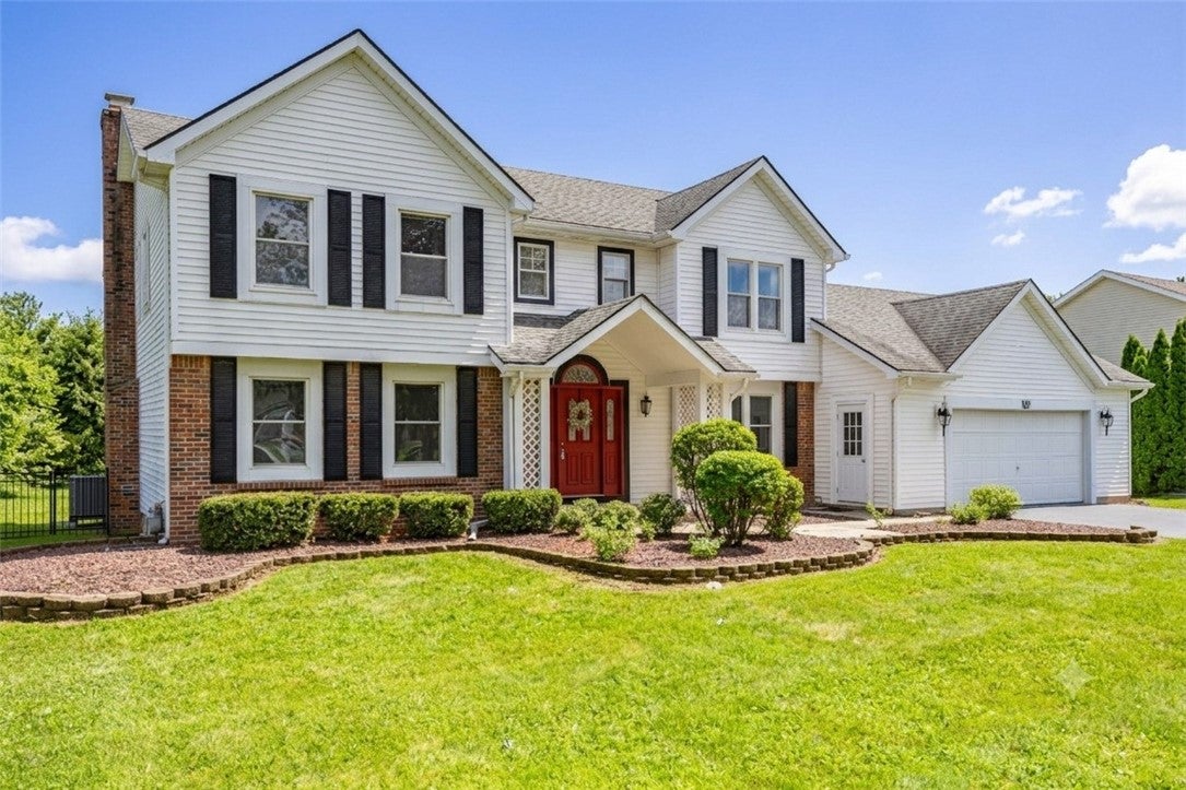 14 Silver Fox Circle