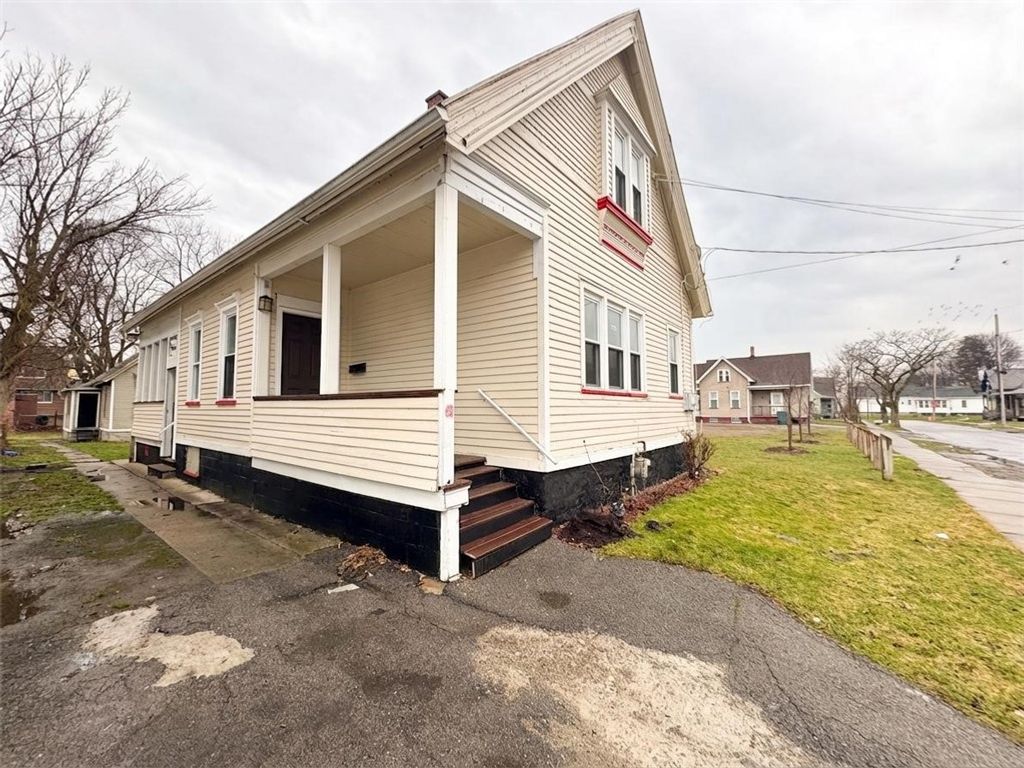 Photo of 15 De Jonge Street, Rochester, NY 14621 (MLS # R1669242)