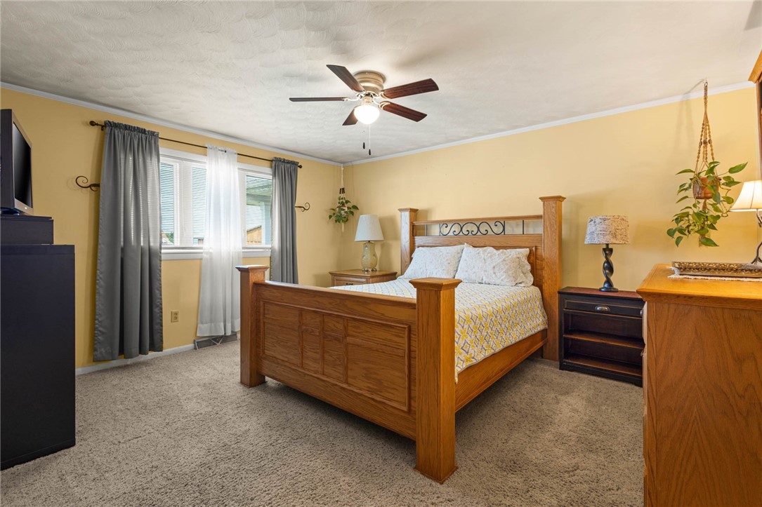 23 Armond Lane, Cheektowaga, New York image 5
