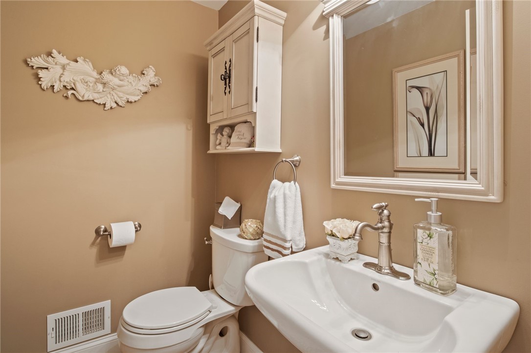 232 Northwood Drive, Greece, New York image 21
