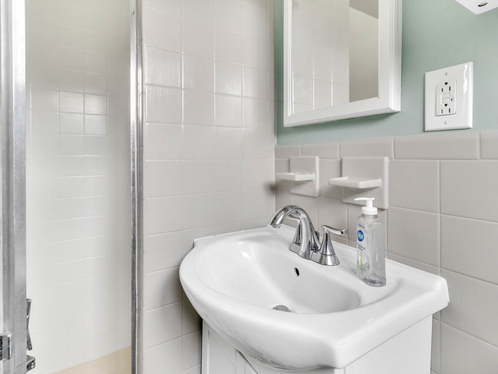 163 Lyncourt Park, Greece, New York image 21