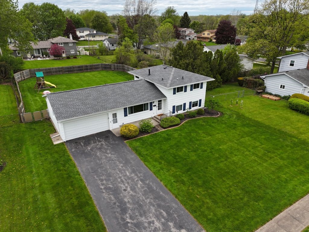 163 Lyncourt Park, Greece, New York image 42