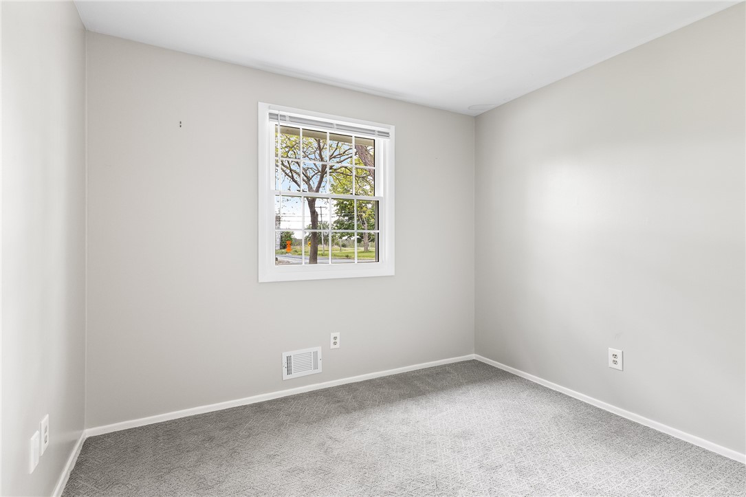 2427 Lake Road, Clarkson, New York image 10