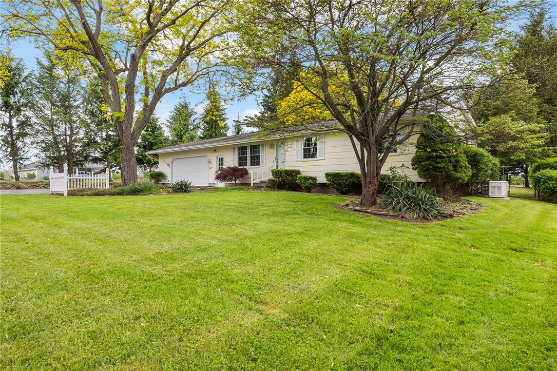 2427 Lake Road, Clarkson, New York image 3