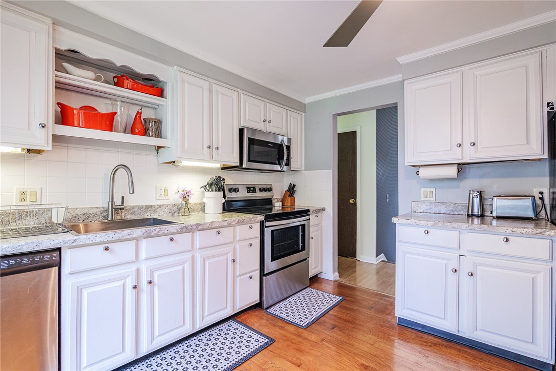 353 Countess Drive, Henrietta, New York image 15