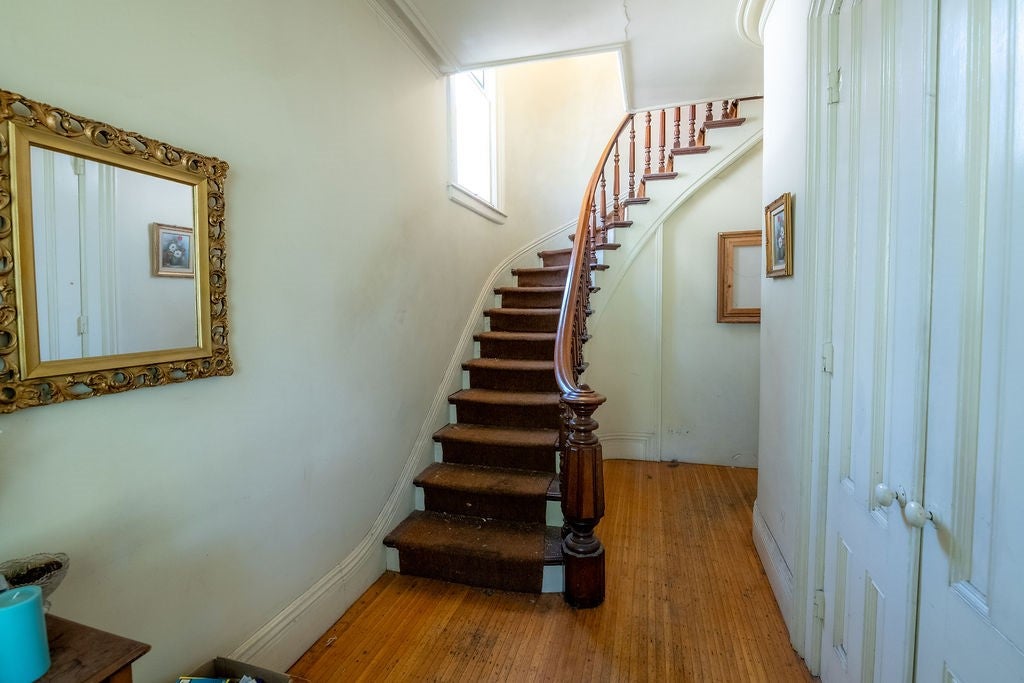 62 Rowley Street