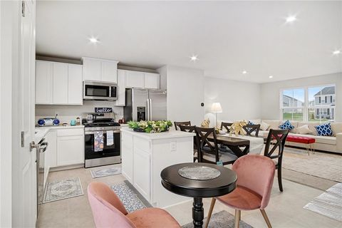 Tiny photo for 8 Trailhead Road, Henrietta, NY 14467 (MLS # R1655230)