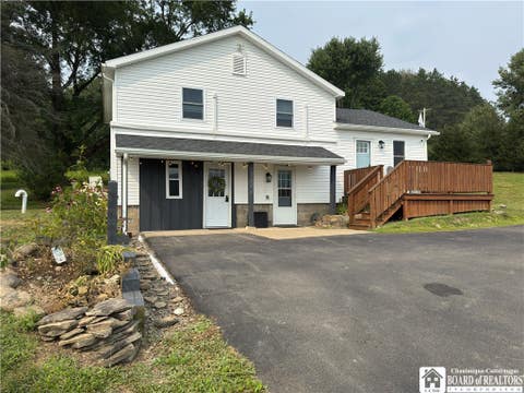 Homes For Sale - 5544 Sugartown Road<br/> Great Valley, NY 14741