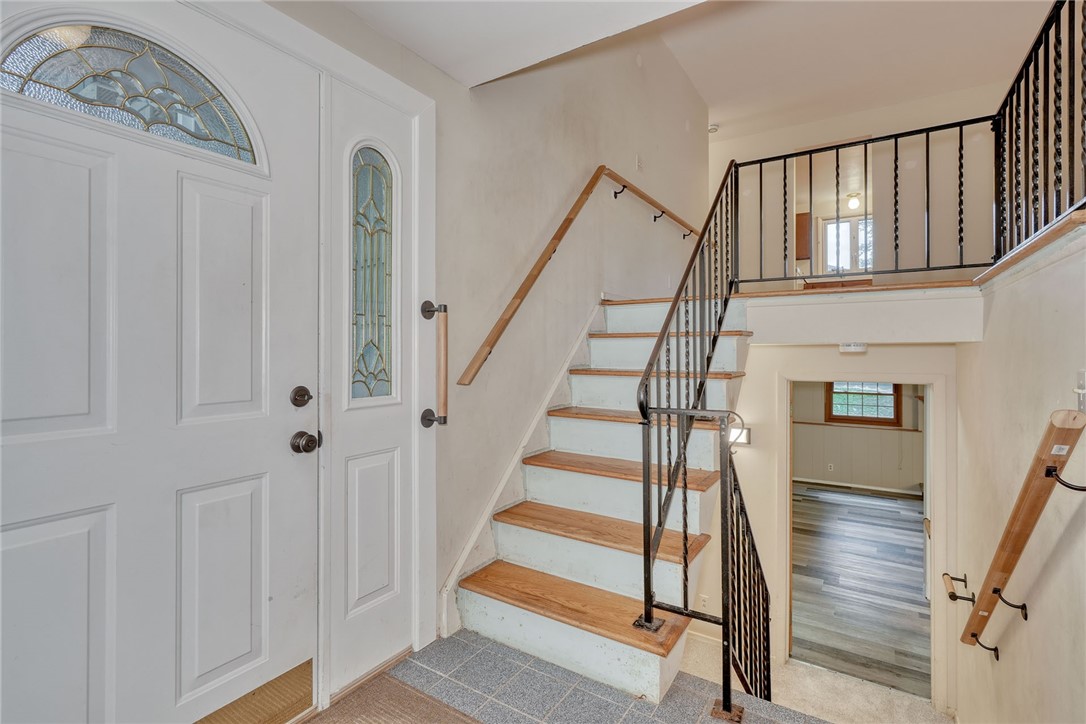 38 Bright Oaks Drive